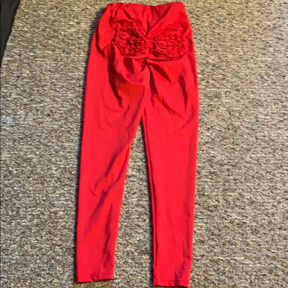 Scrunch butt leggings